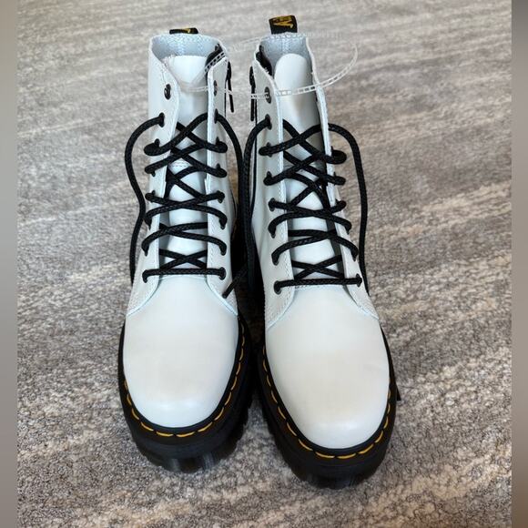 NWOT Dr. Martens White Jadon Boot Size 6 - Picture 2 of 9